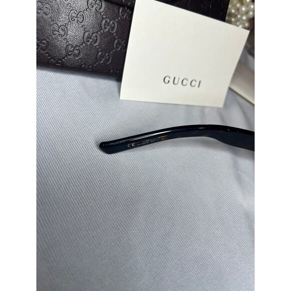 GUCCI Aviator Shield Sunglasses - Picture 7 of 8